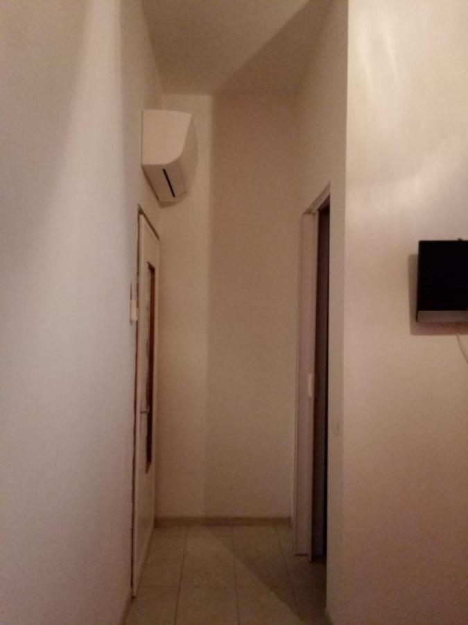 Kola Age Hotel Peschiera del Garda Bagian luar foto